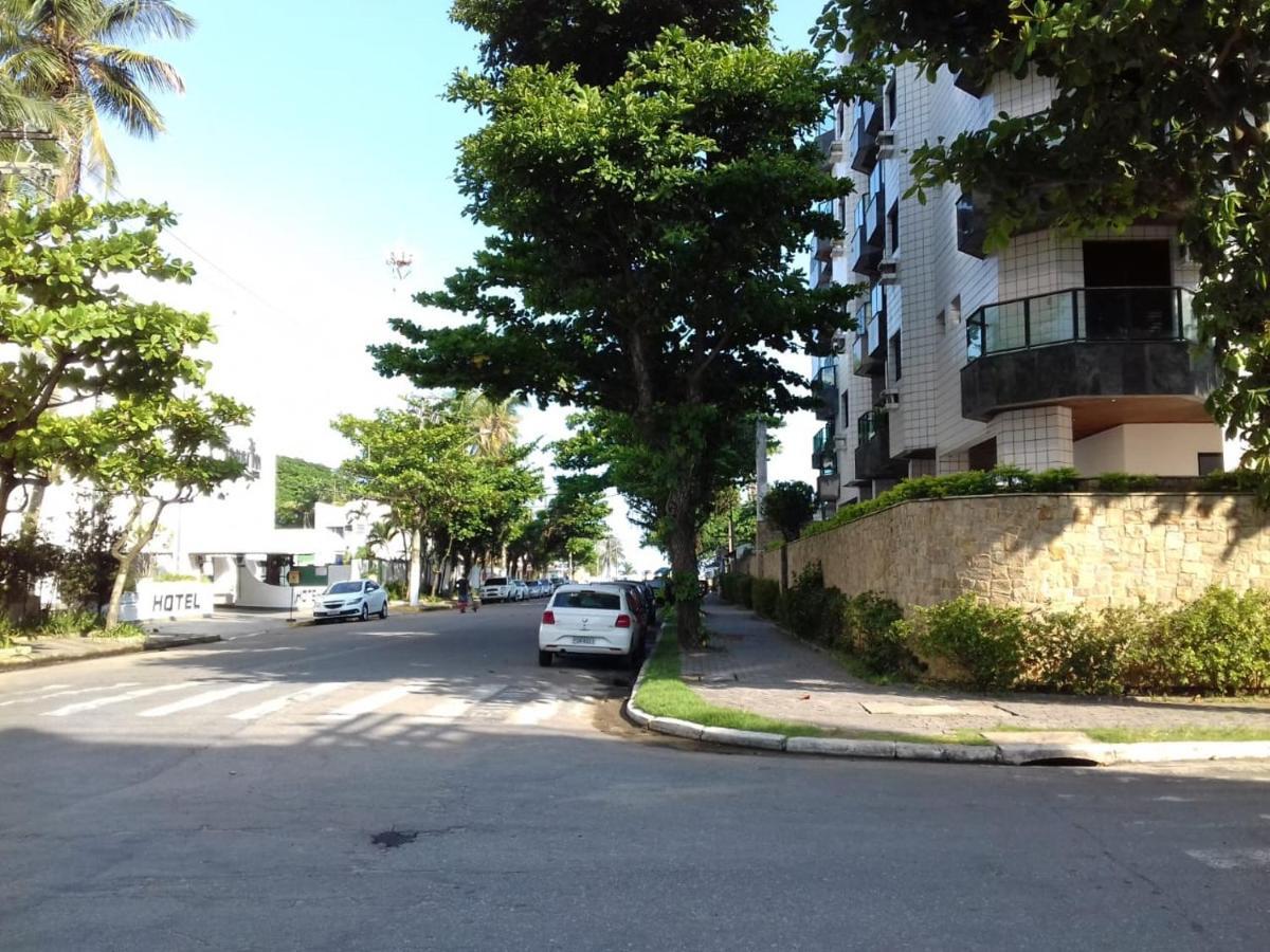 A 250M Da Praia Da Enseada Guarujá Extérieur photo